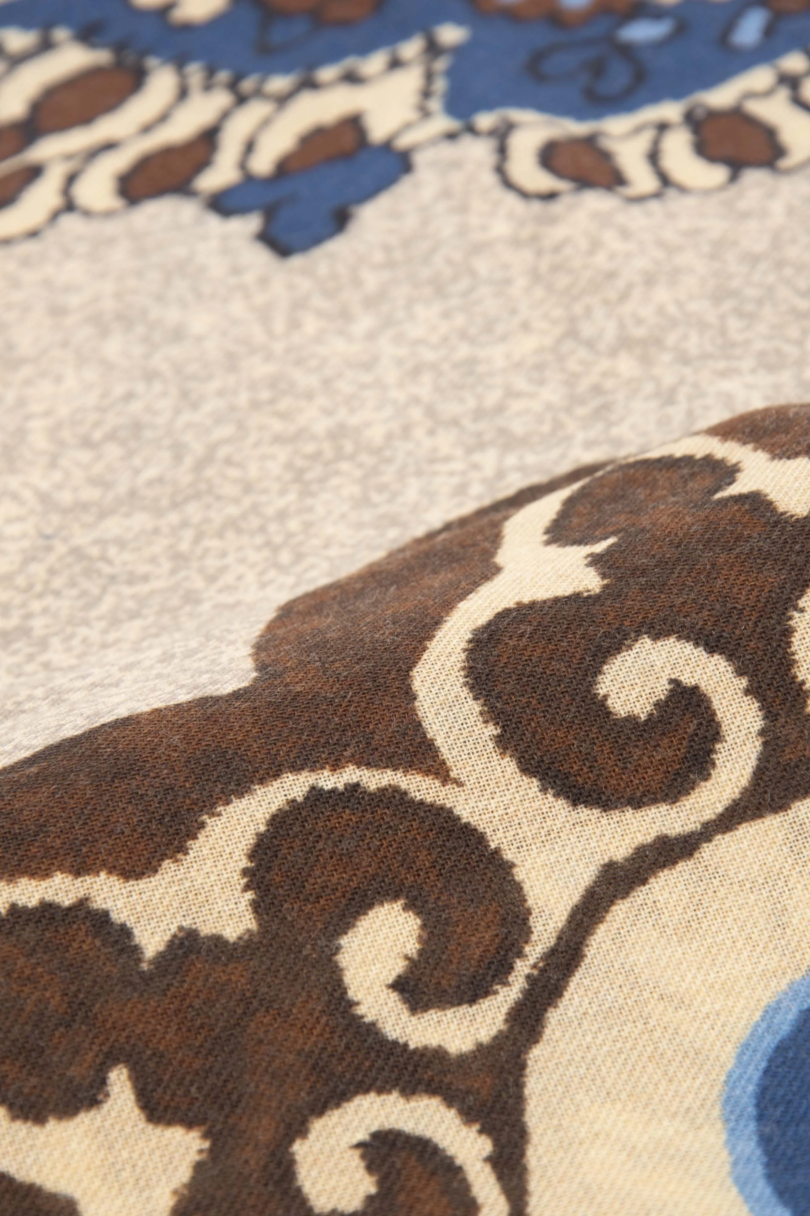 Sand Pure Italian Wool Paisley Scarf